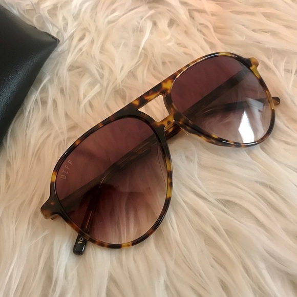 Diff Eyewear Accessories - DIFF glasses new!!!🔥🔥🔥🔥